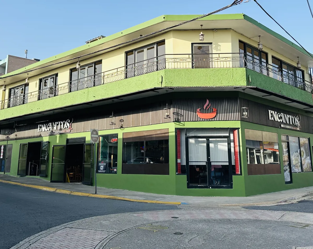 Encantos Restaurant Wine & Bar
