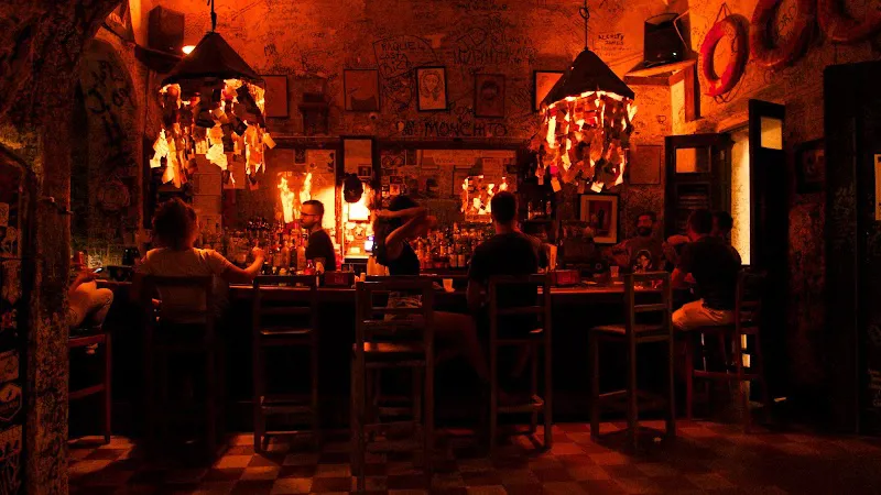 El Batey Bar