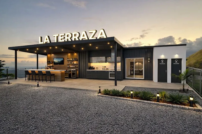 La Terraza Bar & Kitchen
